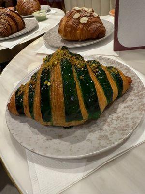 Pistachio croissant