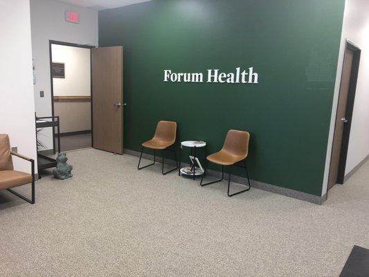 Visit our Functional Medicine suite and IV center right across the hall from our Nutrition suite!