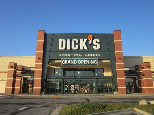 DICK'S Sporting Goods