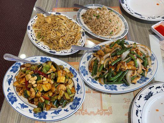 Family dinner specials + Singapore rice noodle