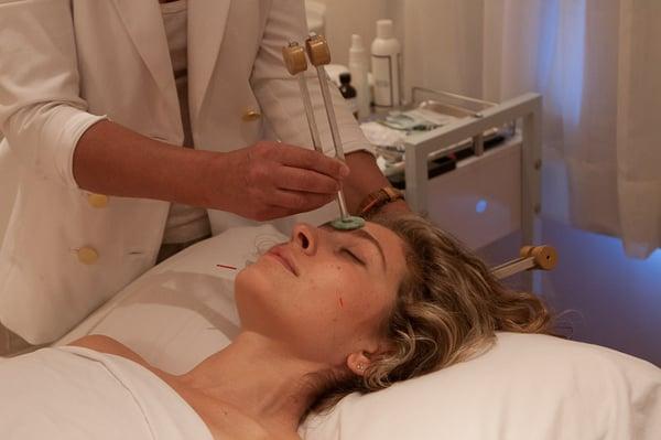 Cosmetic Acupuncture- constitutional facial rejuvenation