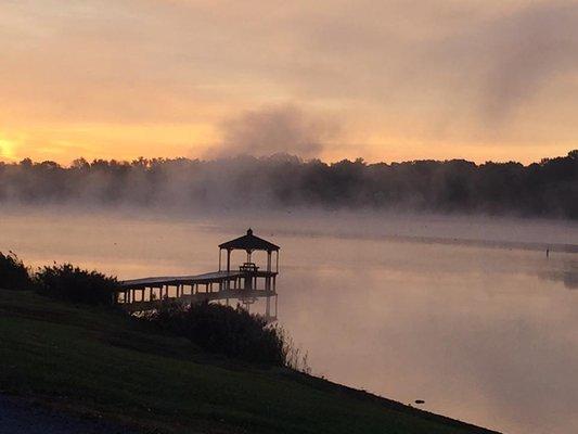 LOVE THIS SHOT...MAHONING AVE OF COURSE..BUT LOOK AT THE FOG ROLLING IN :) GREAT SHOT