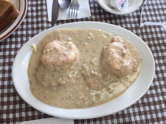 Biscuits with sausage gravy