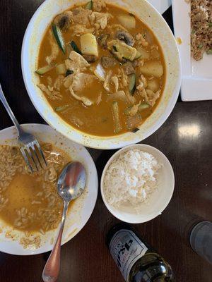 Yellow Curry  (mild) with Chicken absolutely amazing , you can pick your heat profile