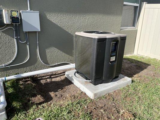 New hayward pool heat pump