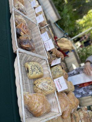 Spinach Croissant is Vegan