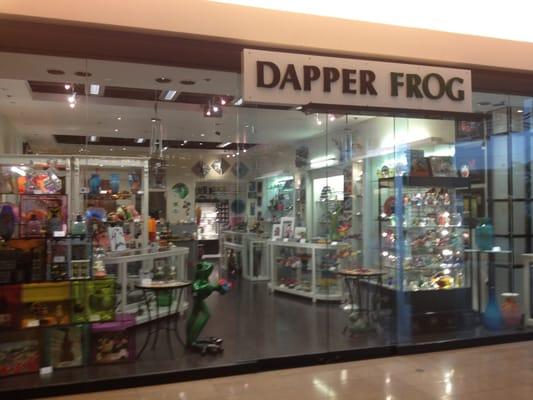 Dapper Frog