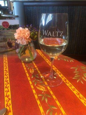 Waltz Vineyards Estate Winery