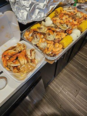 Garlic crabs and half platter garlic seafood boil