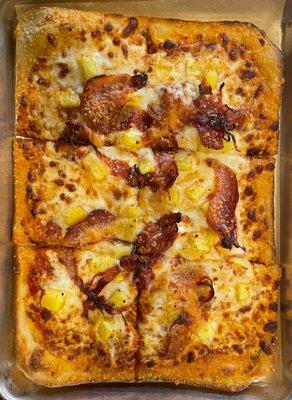 Hawaiian pizza