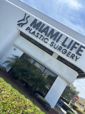 Miami Life Plastic surgery building