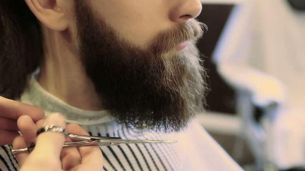 Haircut and beard shaping. #213HAIRSTUDIO
@213HAIRSTUDIO