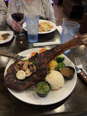 Tomahawk ribeye