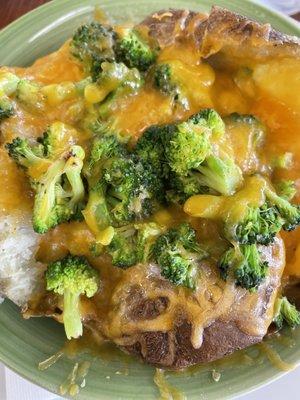 Broccoli Cheese Potatoes