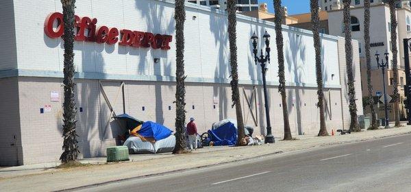 Homeless encampment. Watch out for used  syringes on the sidewalk