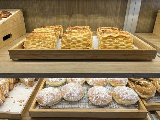 Apple Pie & King Cream Donut