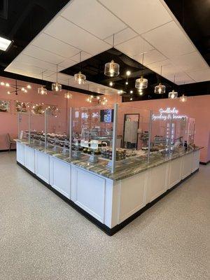 Cupcakes, ice cream, shakes, smash cakes, edible cookie dough  & much much more! Stop by today at Smallcakes Orlando