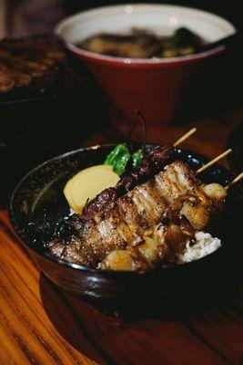 Kushi Yaki Don (grilled skewers over rice)