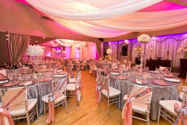 You can mix and match the designs at the Crystal Ballroom on the Lake