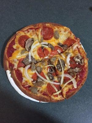 $5 Special: 9 in Flatbread Pizza with Deluxe Topping