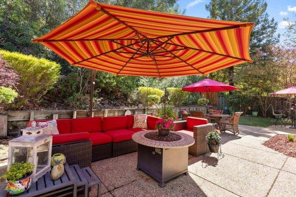 Back Yard Umbrellas