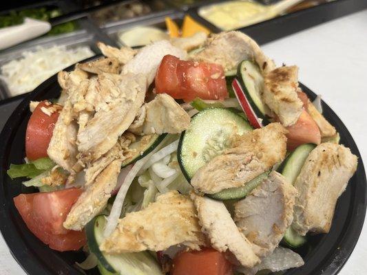 Grilled chicken salad