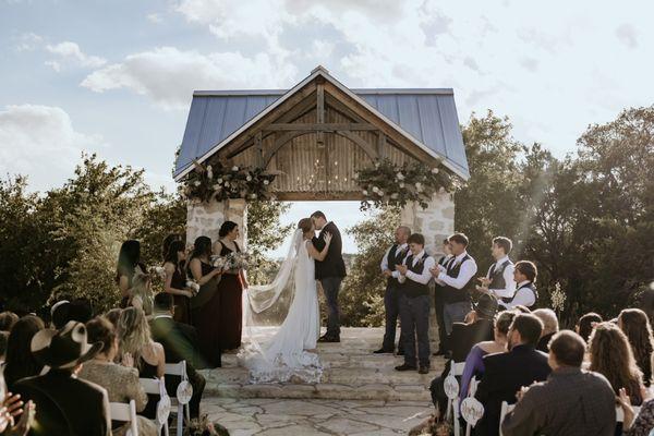 Modern farmhouse-inspired wedding venue in Johnson County, Cleburne Texas.