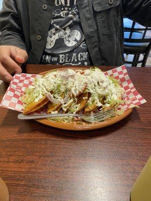 Tacos Dorados.