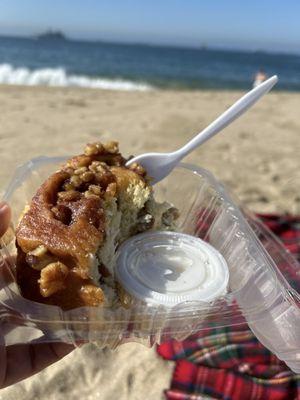 Cinnamon for breakfast on the beach