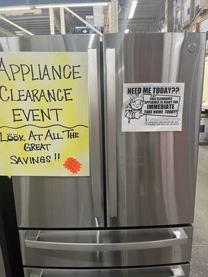 Clearance fridge with an identity crisis?