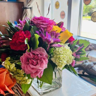 This brightened a Pre-K Teacher of the Year's birthday! You can trust this Florist when the message matters.