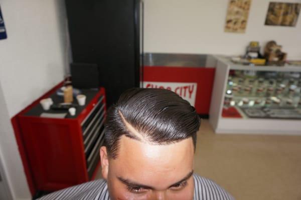 Sidepart Pompadour