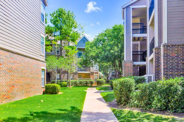 Riverside Park - Apartments for Rent in Tulsa, OK