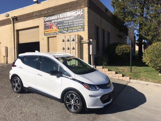 Chevy Bolt after buffing, Polish, Wax