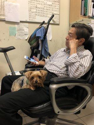 Dr. Maurice Lee hanging out with a patient during  some downtime.