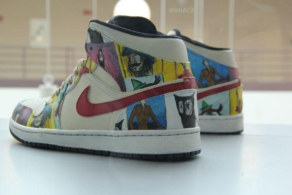 CUSTOM PARIS 1S HAND PAINTED.