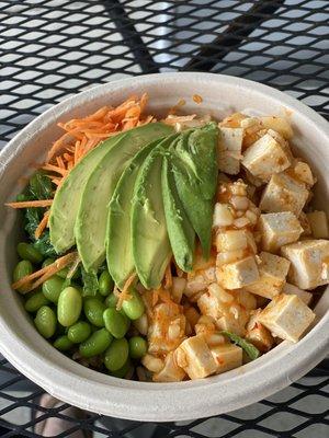 Tofu poke bowl