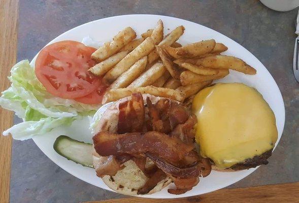 bacon cheeseburger