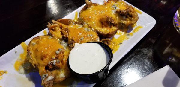 Buffalo potato skins