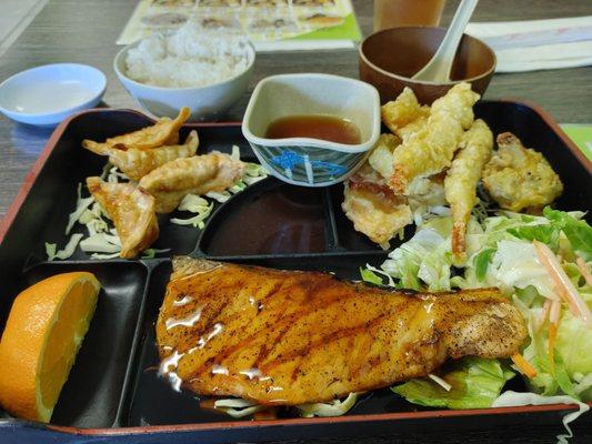 Salmon Teriyaki bento box, with mixed tempura