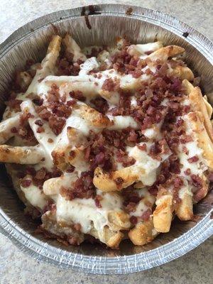 Bacon cheese fries