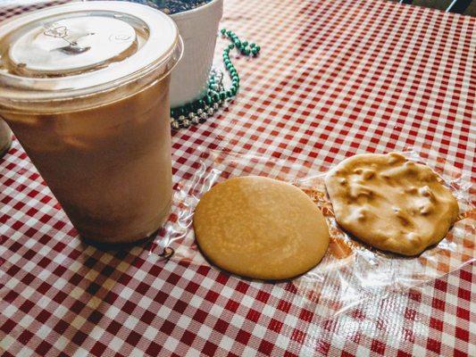 Iced Café au lait & pralines