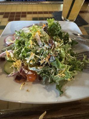 Great portion salad with ranch dressing