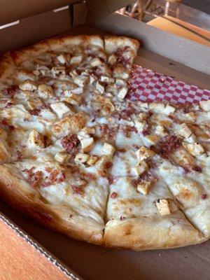 Xlarge chicken bacon ranch pizza