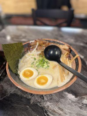 Garlic Tonkotsu Ramen