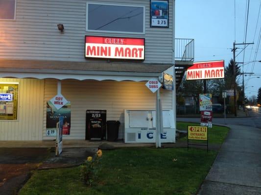 Cully Mini Mart