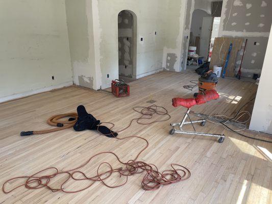 sanding operation red oak flooring