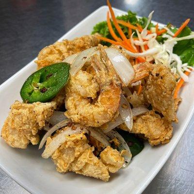 Salt and Pepper Squid add Shrimp