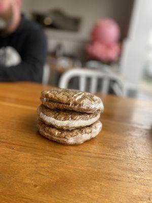 Oatmeal creme pies