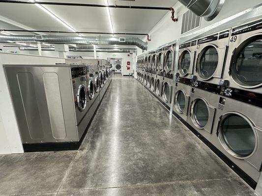 Dexter washers and 30lb and 50lb dryers